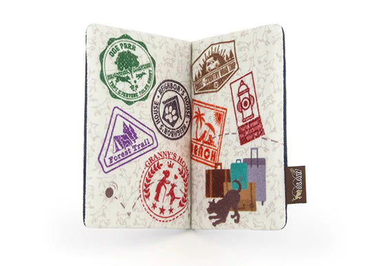 PLAY Globe Trotter Pupster Passport